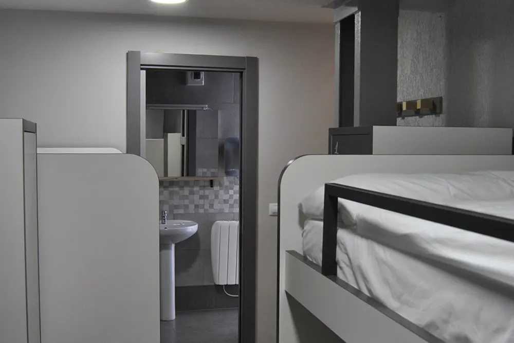 Cama en habitación femenina compartida de 4 camas Quartier Bilbao